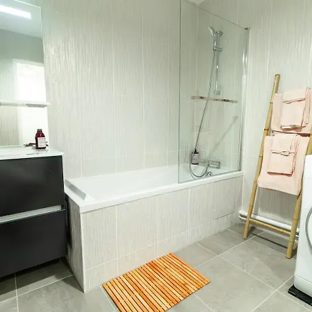 Appartement Cosy 45 M2 Avec Terrasse Gentilly Exterior foto